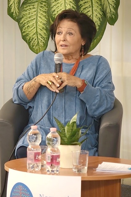 Kánya Kata egyik előadásán, múlt év októberében